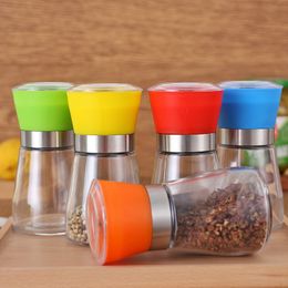 13.5*6.5cm Convenient Simple Adjustable Candy Colour Stainless Steel Glass Round Bottle Pepper Mill Kitchen Pepper Grinder