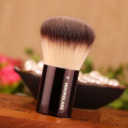 Hourglass #7 Kabuki Round Finish Face Makeup Single Brush Genuine Quality Facial Loose Setting Powder Complexion Cosmetics Brushes Soft Synthetic Fiber Free UPS