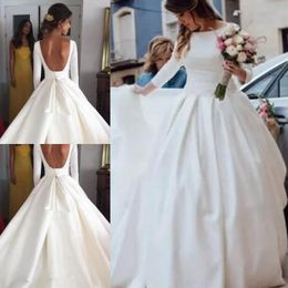 White Satin Backless Wedding Dresses Elegant Long Sleeves A Line Garden Bridal Gowns Cheap Summer Wedding Dress