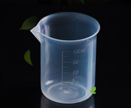 100mL Graduated Beaker Clear Plastic Measuring Cup for Lab Kitchen Baking Liquid Measure Tool Free Shipping wen5461