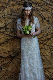 Champagne Lace Mermaid Modest Wedding Dresses With Short Sleeves Jewel Neck Boho Wedding Gowns Modest Sleeved Bridal Gowns Custom Made