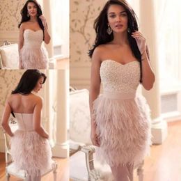 Knee Length Short Prom Dresses Sheath Sweetheart Beaded Evening Gowns With Feather Backless Cocktail Party Gowns