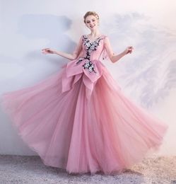 2018 Princess 1/2 Sleeve Appliques V-Neck A-Line Quinceanera Dresses Cascading Ruffles Sweet 16 Dresses Debutante 15 Year Party Dress BQ75