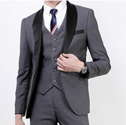 Cheap And Fine Shawl Lapel Groomsmen Grey One Button Groom Tuxedos Men Suits Wedding/Prom/Dinner Best Man Blazer(Jacket+Pants+Tie+Vest)