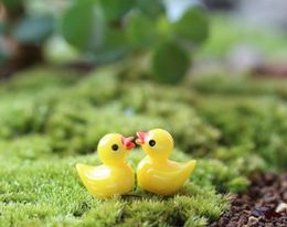 4Pcs Nette Gelbe Enten Miniatur Harz Handwerk Garten Terrarium Bonsai Dekoration