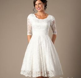 Vestido de Noiva Ivory Vintage Lace Short Modest Wedding Dresses With Half 1/2 Sleeves Knee Length Informal Reception Wedding Dress Sleeves