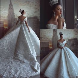 Abito splendido sfera più size abiti da sposa fuori dalla spalla Crystal Crystal Full Lace Court Train Abiti da sposa S