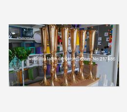 GOld Flowers Vases Candle Holders Road Lead Table Centrepiece Metal Gold Stand Pillar Candlestick For Wedding Centrepieces best00021