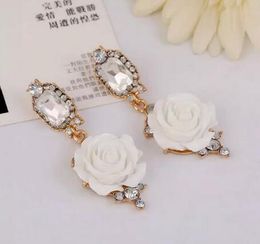 new Hot Simple diamond earrings for big brands Korean version of big stars sweet flower Jewellery set with diamond earrings