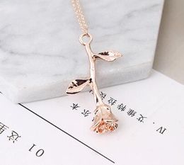 Hot style New Jewellery exquisite three-color rose pendant necklace gift girlfriend valentine's day gift Jewellery fashion classic exquisite