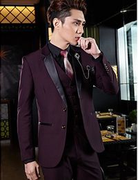 Excellent Slim Fit Burgundy Groom Tuxedos Groomsman Blazer Men Formal Business Suits Men Prom Dinner Suit Customize(Jacket+Pants+Tie+Vest)62