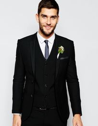 Black Three Piece Groom Tuxedos Two Button Centre Vent Man Wedding Suit Handsome Men Business Dinner Prom Blazer(Jacket+Pants+Tie+Vest) 411