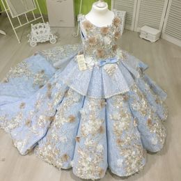 Amazing Lace Ball Gown Girls Pageant Dresses Beaded Peplum Flower Girl Dress 3D Appliqued Sweep Train Tiered Kids Holy Communion Dress