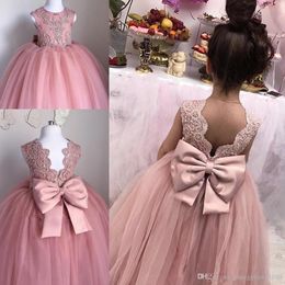 Hand Made Flower Appliques Ball Gown Tulle Beautiful Sweep Train Wedding Dresses Flower Girl Dresses Pageant Dress