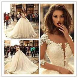 Vintage Gorgeous Ball Gown Wedding Dresses 2018 Half Sleeve Lace Applique vestido de novia Bridal Wedding Gowns Plus Size