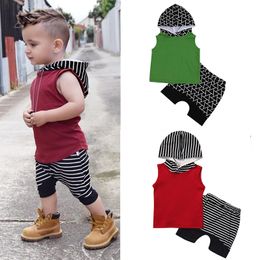 Children boys outfits INS sleeveless Hooded top+Geometric stripe Shorts 2pcs/set 2018 summer suit Boutique kids Clothing Sets C4043