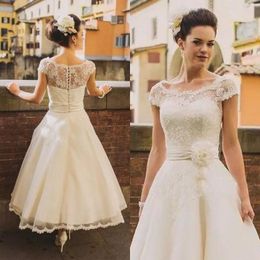 Country Style Ankle Length Short Wedding Dresses Sheer Bateau Neck Capped Shoulder Lace Appliques Tulle Bridal Gowns Buttons Back Flower