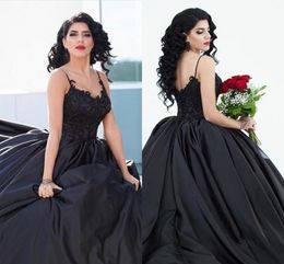 Sexy Black Ball Gown Cheap Wedding Dresses With Spaghetti Straps Lace Applique Satin Pleated Backless with Zipper Wedding Bridal Gowns