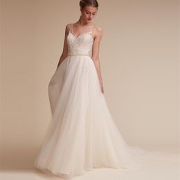 2021 New Hot Lace V-Neck Wedding Gown Beaded A-Line Custom Made Vintage vestido de noiva Sexy Back Tulle Gowns Appliques 40844425