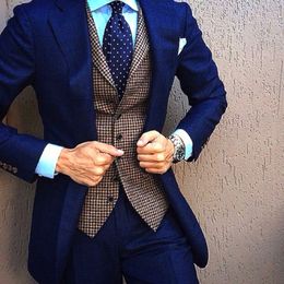 Handsome Notch Lapel Groomsmen One Button Groom Tuxedos Men Suits Wedding/Prom/Dinner Man Blazer(Jacket+Pants+Tie+Vest)