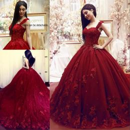 Fascinating Arabic Dubai Wedding Gown Beaded Lace Applique Hand Made Flowers Bridal Dress Glamorous Red Tulle Chapel Train Wedding Dresses