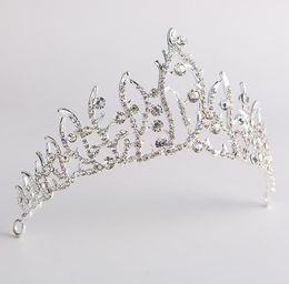 Crown ornament, bride princess, white ornament, wedding gown, wedding dress, hair band.