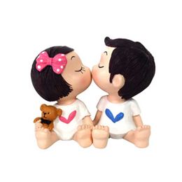 Creative Resin Car Decoration Cartoon Cute Doll - Kissing Doll - Best Gift for Home Car - 1 pcs