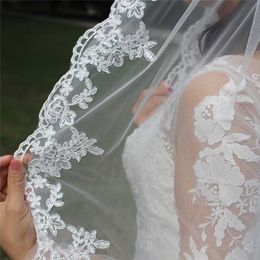 2020 New Arrival one layer lace Edge Fingertip length Wedding Veil White Ivory Bridal Veil With comb