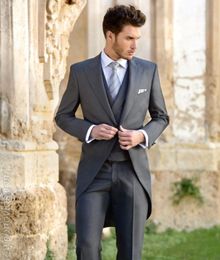 Men Suits 2018 Grey Peaked Lapel Wedding Suits Tailcoat Fashion Bridegroom Custom Made Slim Fit Formal Tuxedos Best Man Blazer Prom 3Piece