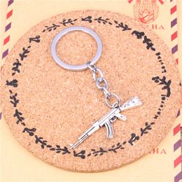 Keychain machine gun assault rifle ak-47 Pendants DIY Men Jewellery Car Key Chain Ring Holder Souvenir For Gift