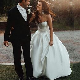 2019 Simple Elegant Satin Wedding Dresses A-line Sweetheart Sleeveless Ruched Waist Floor Length Country Party Bridal Gowns High Quality