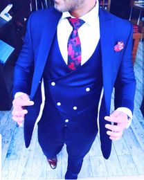 Custom Made Groomsmen Royal Blue Groom Tuxedos Peak Lapel Men Suits Wedding Best Man Bridegroom (Jacket + Pants + Vest + Tie) L163