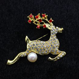 Exquisite workmanship high quality Christmas deer brooch luxury design women's and girls' gift company atmospheric brooch gift