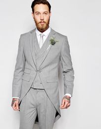 Fashion Men Wedding Tuxedos Light Grey Centre Vent 3 Piece Suit Tailcoat Excellent Men Dinner Prom Party Clothes (Jacket+Pants+Tie+Vest) 6