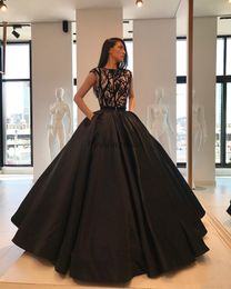 Illusion Ball Gown Formal Dresses Evening Lace Appliques Black Prom Dress Long Vestidos De Fiesta With Pocket