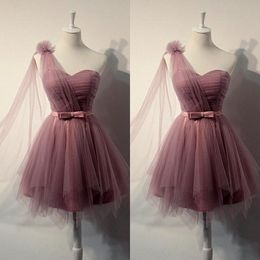 Simple Elegant Short Homecoming Dresses Sweetheart One Shoulder Ruched Tulle Handmade Flower Bow Sash Ruffled Prom Party Gowns Custom Made