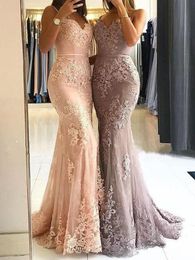 Red Lace Appliques Prom Dresses Mermaid 2019 Formal Dresses Spaghetti Straps Vintage Lace Mermaid Evening Dresses Cheap Plus Size