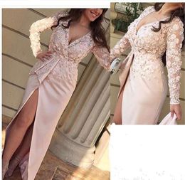 Pink Sheath Prom Dresses with Long Sleeves Side Split Plunging V Neck 3D Appliques Party Prom Gowns Formal Evening Dress