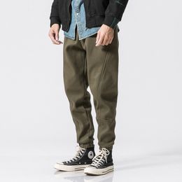 Pantaloni lunghi da uomo invernali Nuove tendenze Moda Pantaloni casual da uomo in velluto spesso e caldo Pantaloni da uomo Pantaloni Harem slim di base