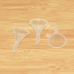 Free shipping wholesale Eco-friendly mini plastic funnel, cosmetic Refillable perfume tool LX3174