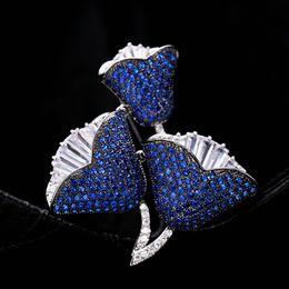 New Women Zircon Micro Pave Crystal Rose Brooch Shawl Buckle Coat Pin Wedding Party Ornament Gift Fashion Jewellery