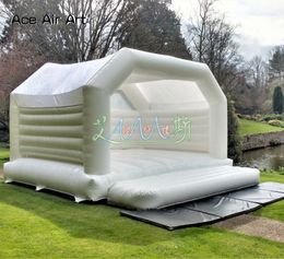 Giant attractive inflatable White wedding bouncer jumping house trampolin bouncy castle rental with cuitains for wedding ceremory and fun