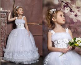 Ball Gown Flower Girl Dresses For Wedding Floor Length Tulle Lace Applique Bow Sleeveless White Girls Pageant Dress Party Evening Wear Prom