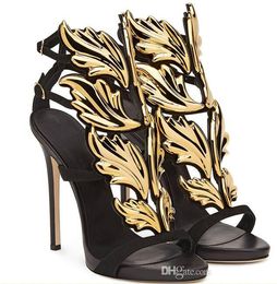 2017 Designer Flame Metal Leaf Wing High Heel Sandalen Gold Nude Black Party Events Schuhe Größe 35 bis 40