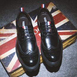 quality wing UK - Chic Mens Dress Shoes High Quality Leather Hot Brogue carved Casual Lace up Wing Tip Black Round Toe Dinner British Style