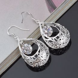 Cheap Brilliant White Flower