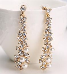 new hot Style European and American pop star style, fashion, pearl, long style, exquisite and elegant earrings