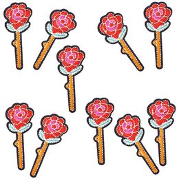-10 STÜCKE Nette Rote Rose Blume Stickerei Patches für Heißkleber Kleidung Eisen auf Streifen Nähen Patches für frauen Kleidungsstück Diy Patch Handwerk