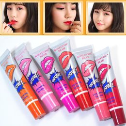 1Pcs Hot Sell Famous Brand Beauty Red Romantic Bear Wow Makeup Waterproof Lipstick Matte Lip Gloss Impermeavel lip gloss