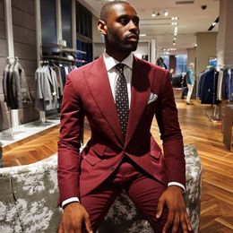 Men Suits 2018 Burgundy Wind Red Peaked Lapel Slim Fit Wedding Suits Bridegroom Groom Tuxedos 2Piece Custom Made Casual Blazer Prom Best Man